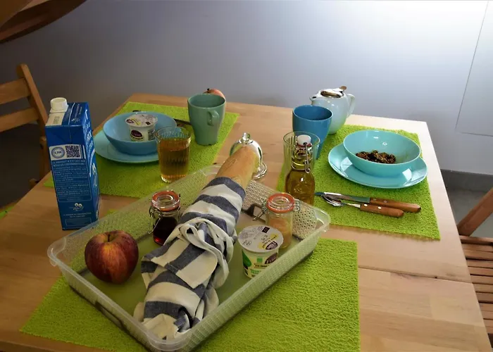 Maison Eclusiere Le Port, Les Refuges Du Halage Feriehus Sace